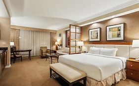 Mgm Signature Deluxe Balcony Strip View Suite